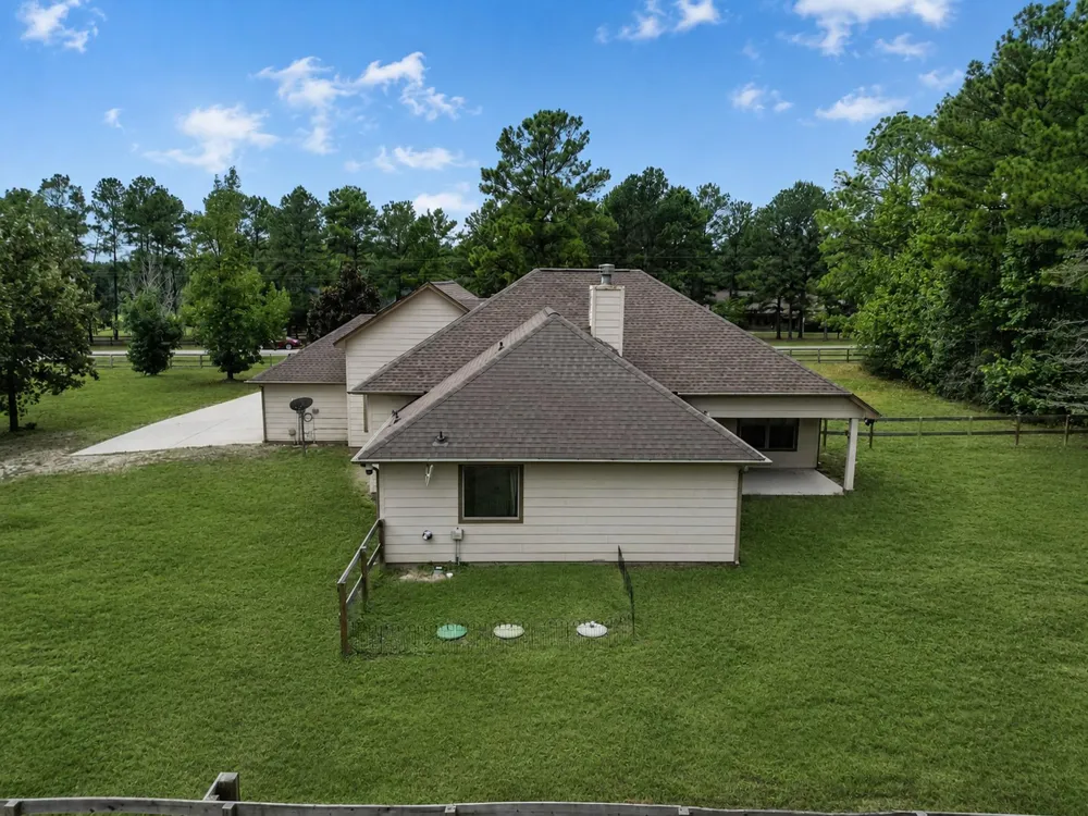 12654 Maxwell Street Willis, TX 77378