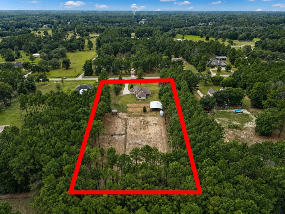 12654 Maxwell Street Willis, TX 77378