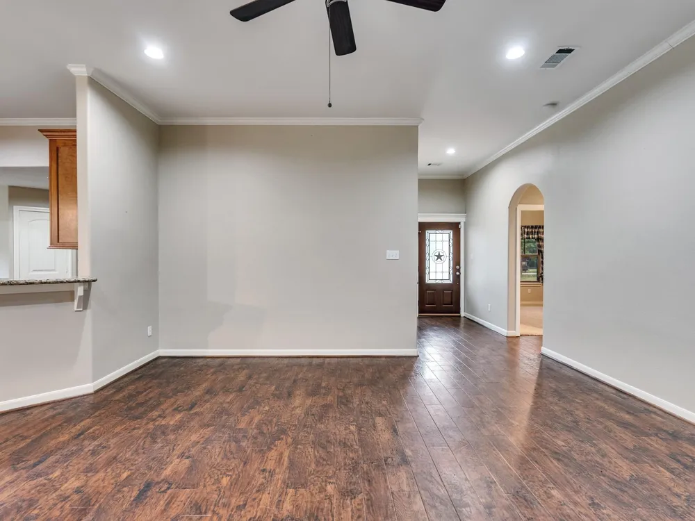 12654 Maxwell Street Willis, TX 77378