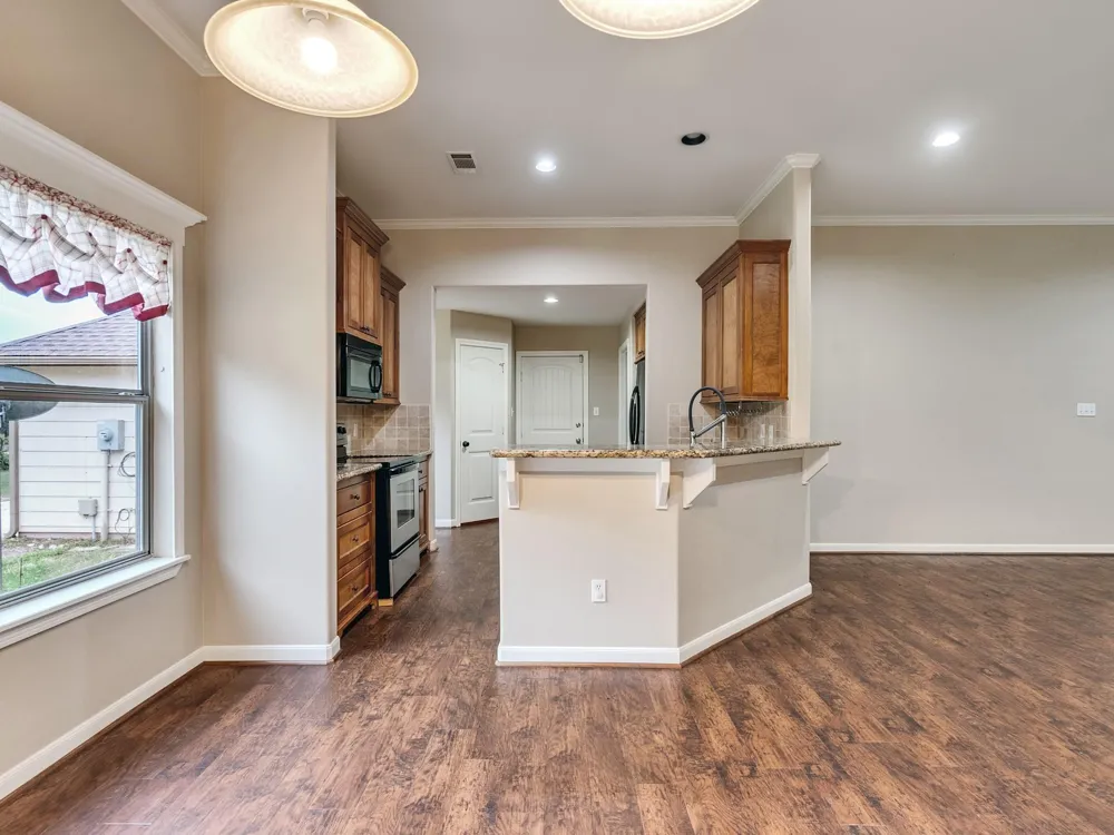 12654 Maxwell Street Willis, TX 77378