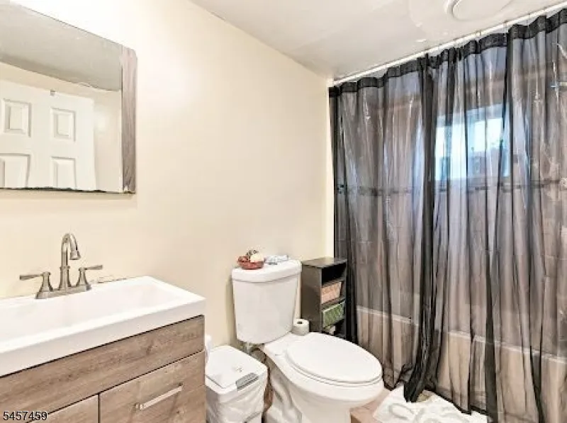 80 Churchill Ave Franklin, NJ 08873