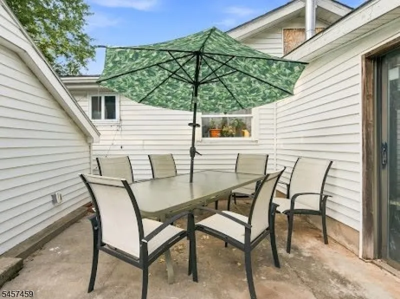 80 Churchill Ave Franklin, NJ 08873