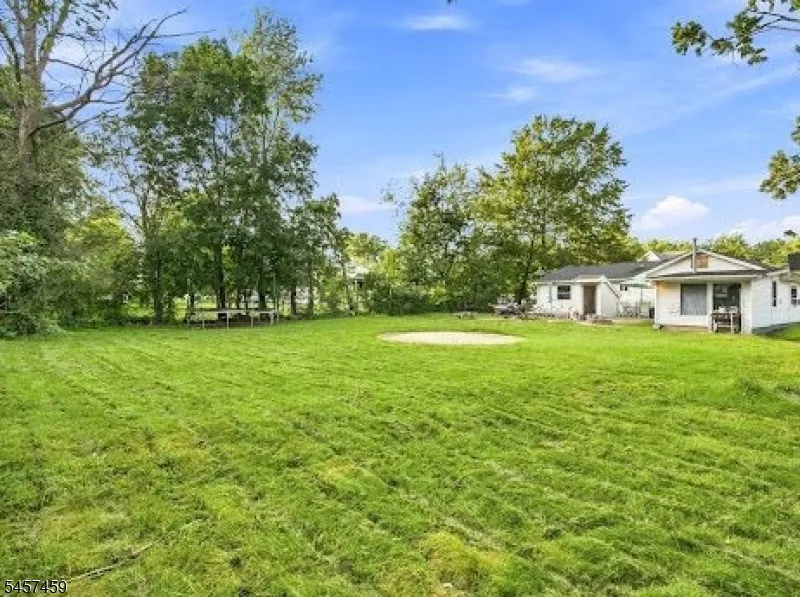 80 Churchill Ave Franklin, NJ 08873