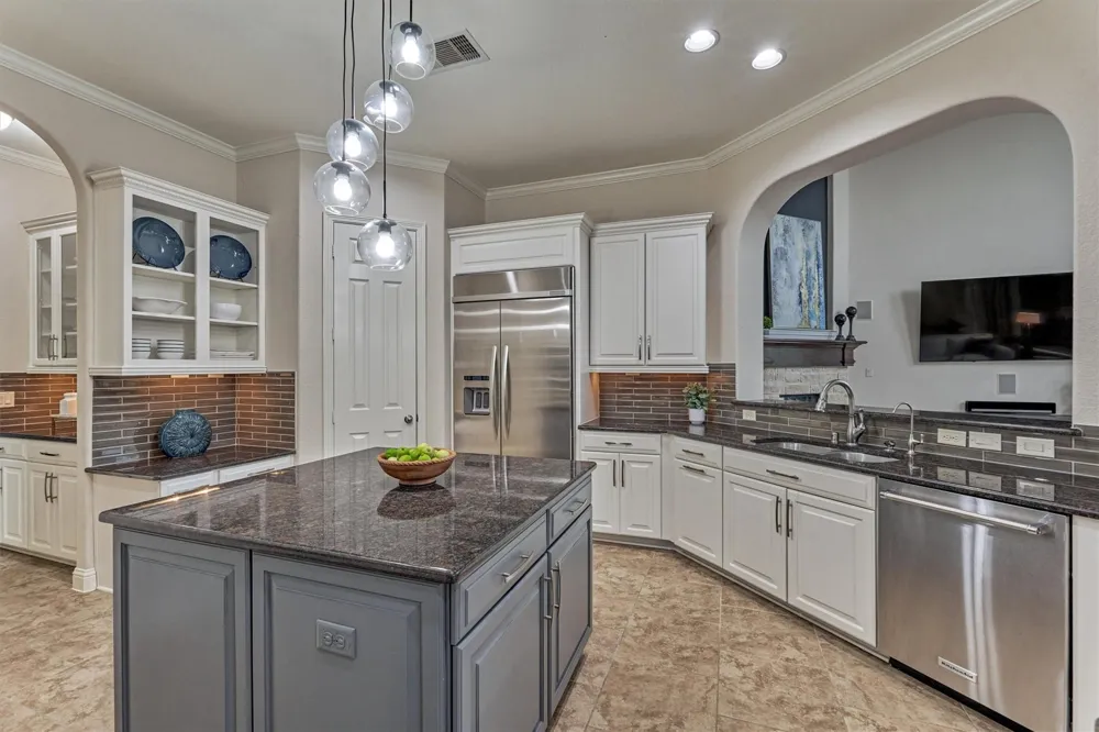 210 Spyglass Park Loop Montgomery, TX 77316