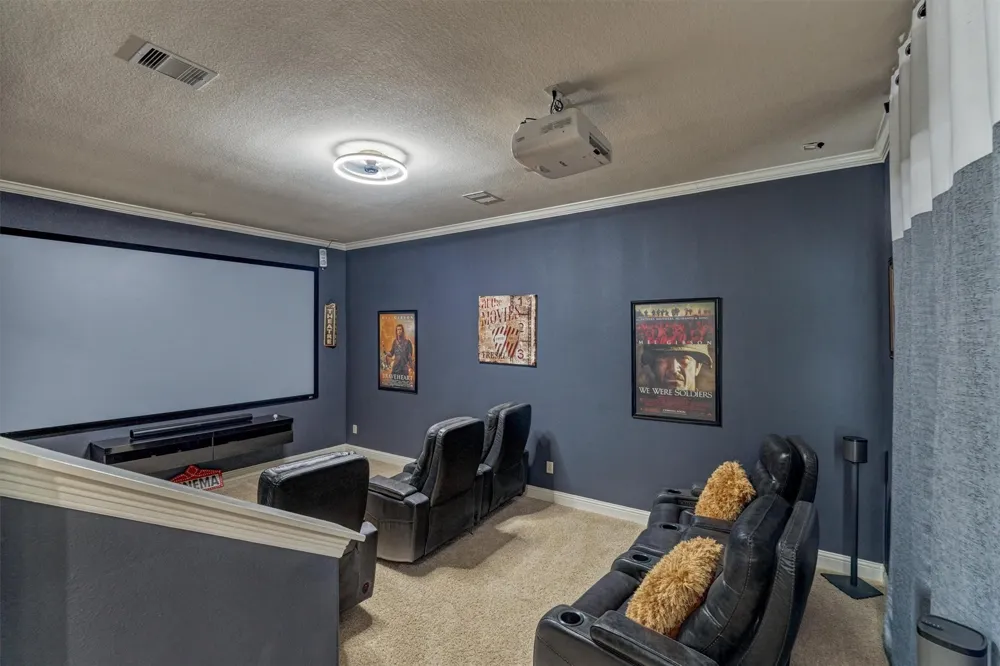 210 Spyglass Park Loop Montgomery, TX 77316