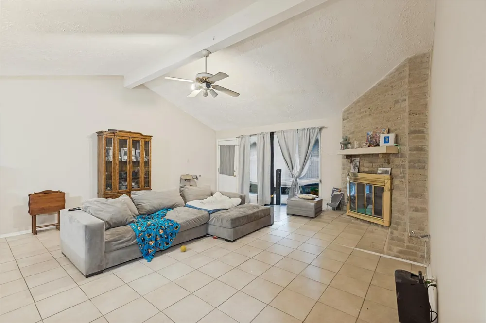 23618 Wintergate Drive Spring, TX 77373