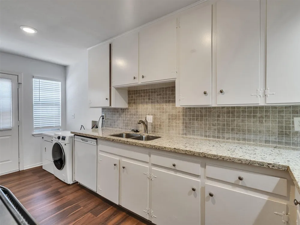 5230 Arboles Drive #4 Houston, TX 77035