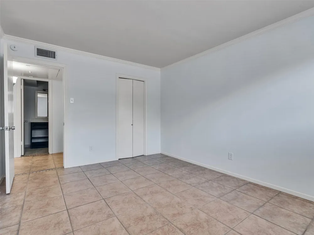 5230 Arboles Drive #4 Houston, TX 77035