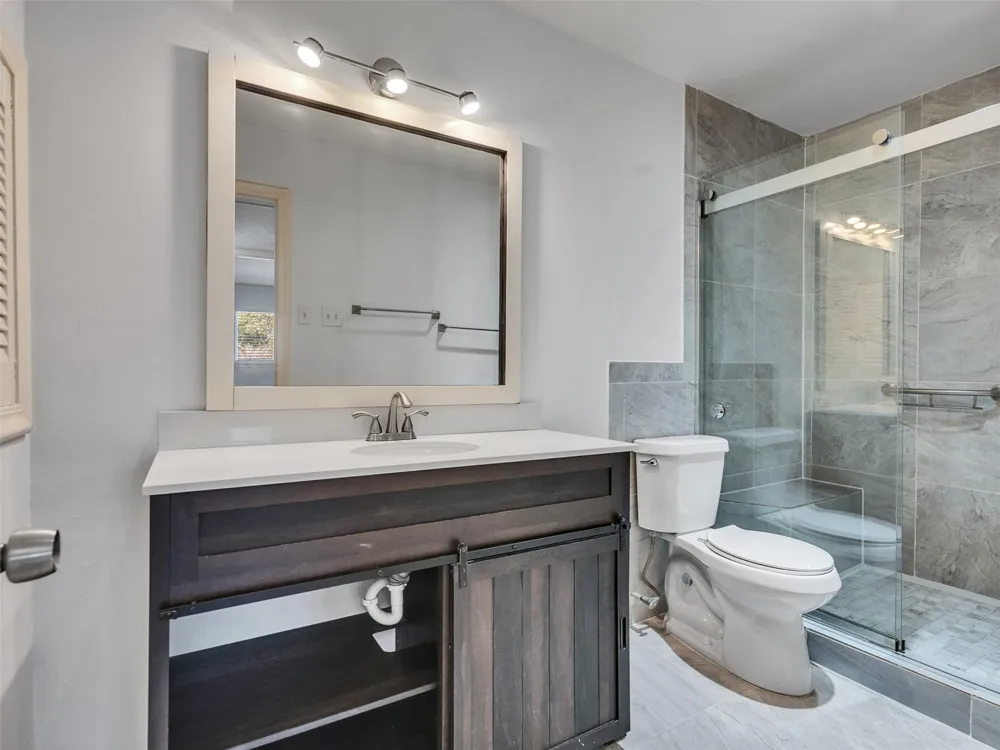 5230 Arboles Drive #4 Houston, TX 77035