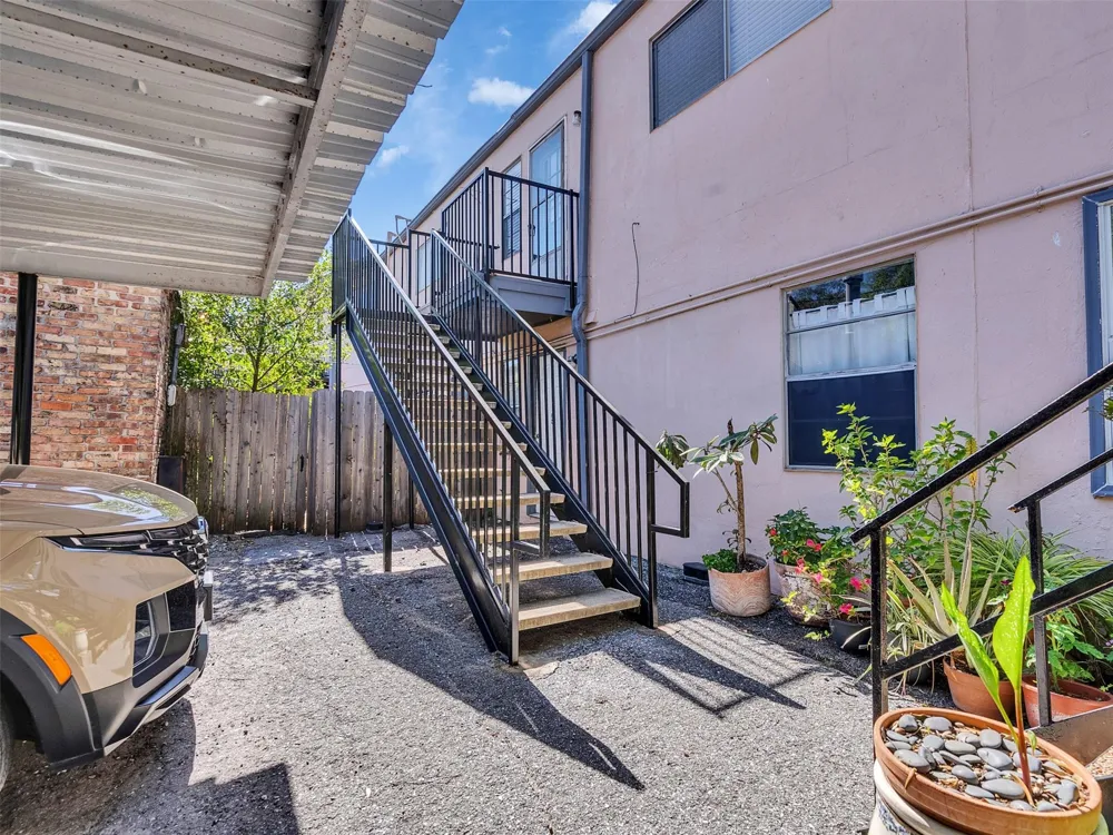 5230 Arboles Drive #4 Houston, TX 77035