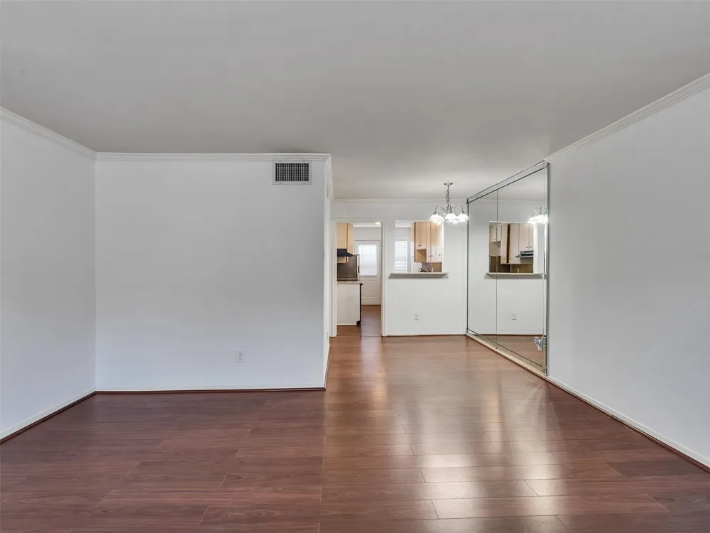 5230 Arboles Drive #4 Houston, TX 77035
