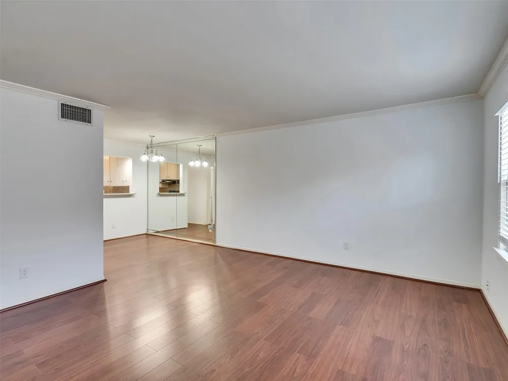 5230 Arboles Drive #4 Houston, TX 77035