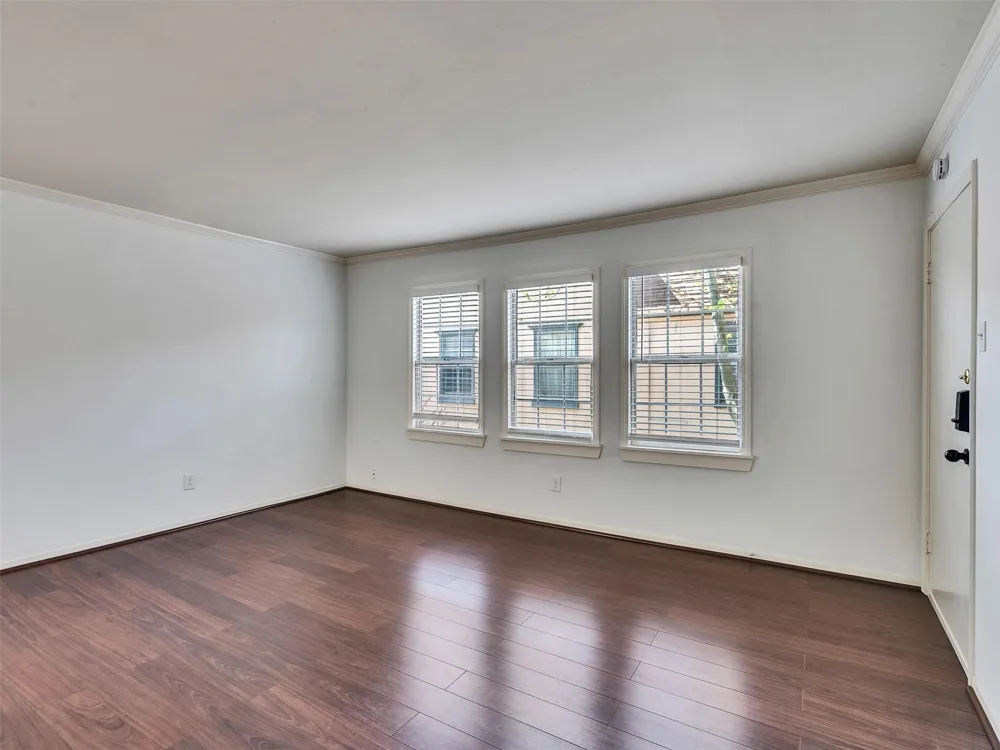 5230 Arboles Drive #4 Houston, TX 77035