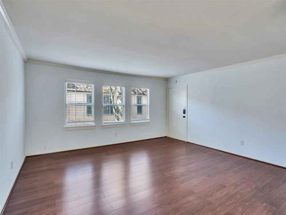 5230 Arboles Drive #4 Houston, TX 77035