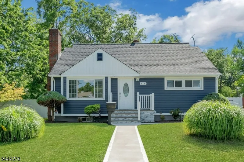 812 Sterling St Plainfield City, NJ 07062