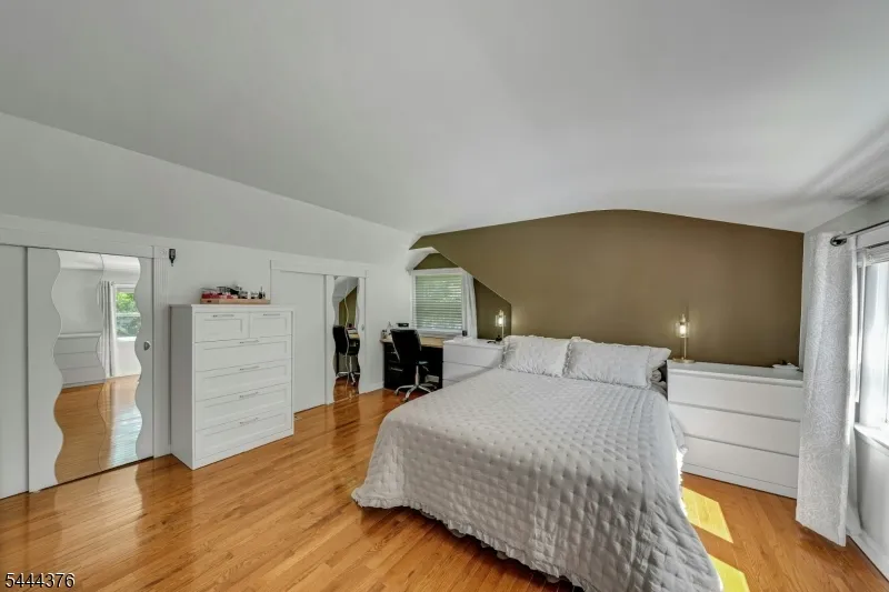 812 Sterling St Plainfield City, NJ 07062