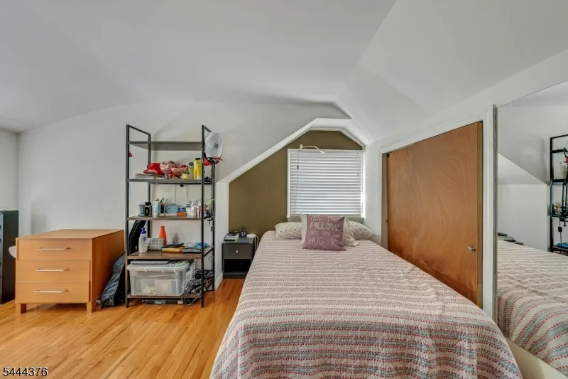 812 Sterling St Plainfield City, NJ 07062