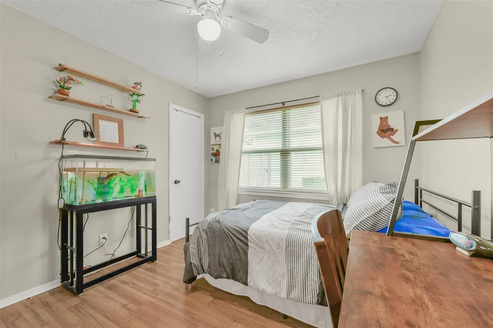 205 Robin Street Deer Park, TX 77536