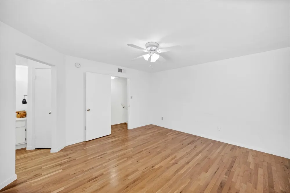 5000 Milwee Street #61 Houston, TX 77092