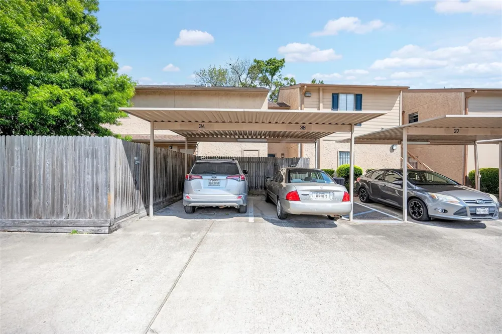 5000 Milwee Street #61 Houston, TX 77092