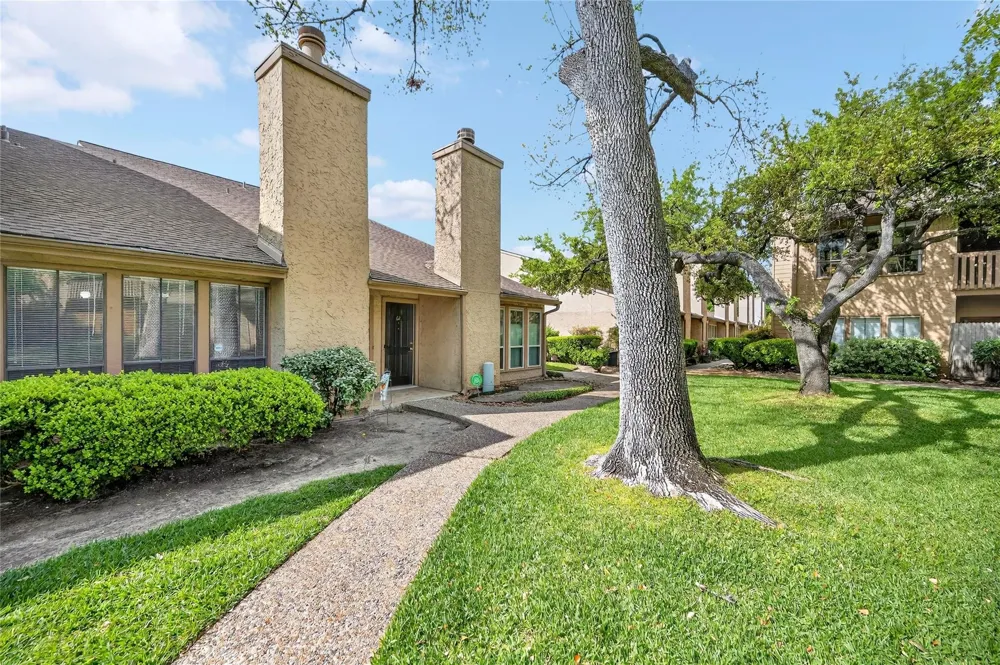 5000 Milwee Street #61 Houston, TX 77092