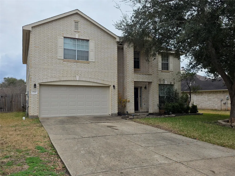 2715 Riverhollow Lane Sugar Land, TX 77479