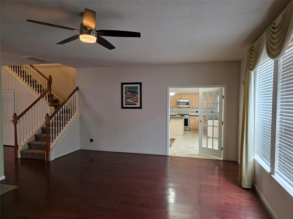 2715 Riverhollow Lane Sugar Land, TX 77479
