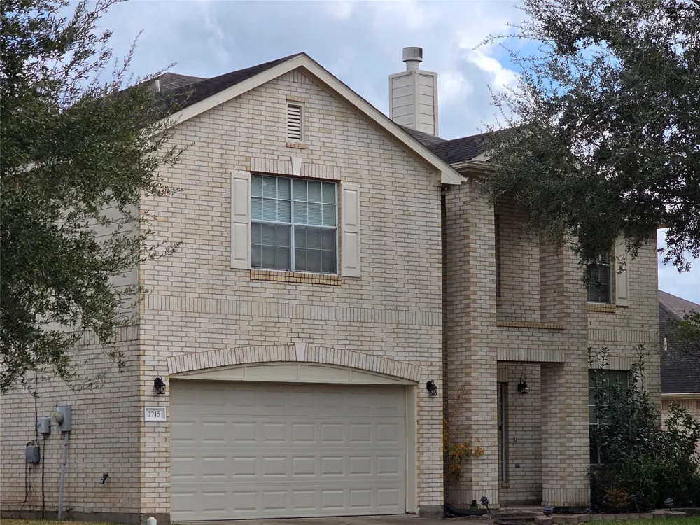 2715 Riverhollow Lane Sugar Land, TX 77479