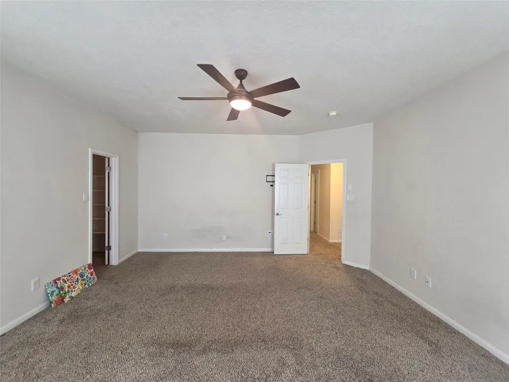 2715 Riverhollow Lane Sugar Land, TX 77479