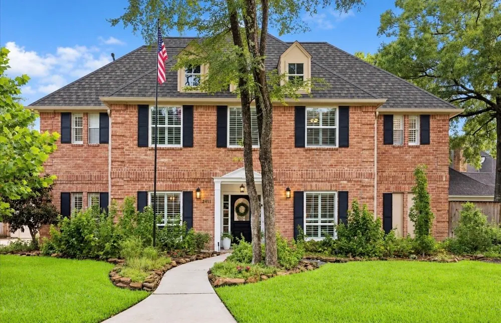 2411 Kings Lodge Drive Kingwood, TX 77345