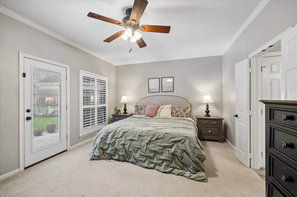 2411 Kings Lodge Drive Kingwood, TX 77345