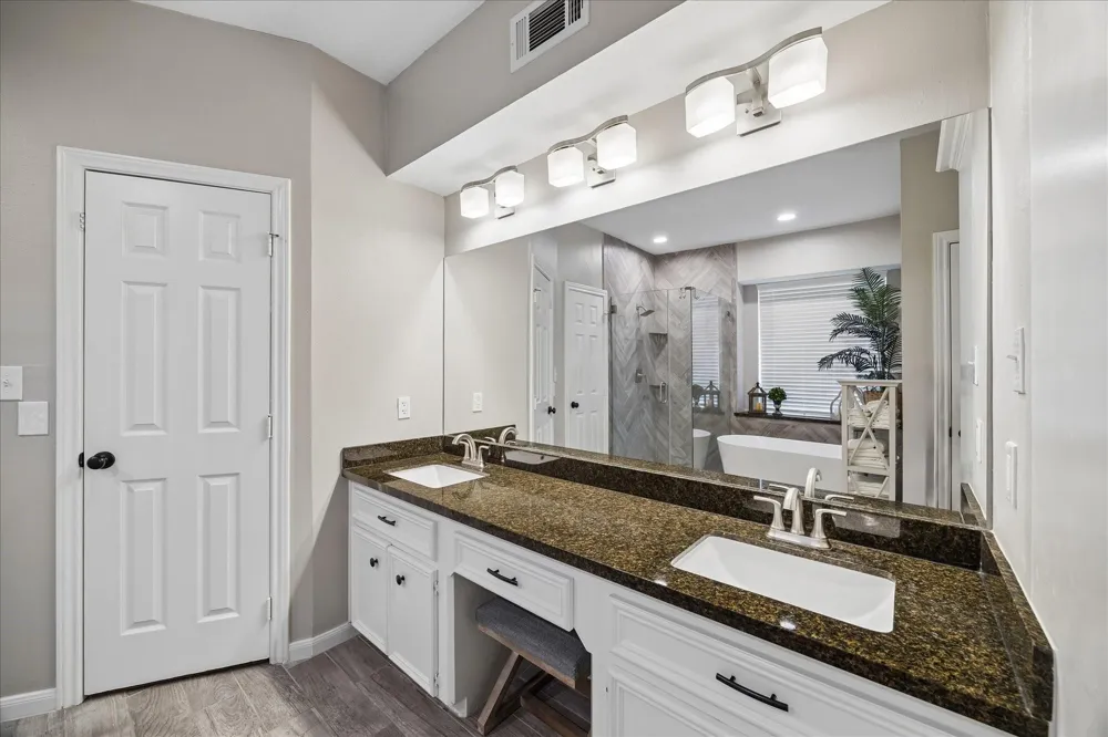 2411 Kings Lodge Drive Kingwood, TX 77345