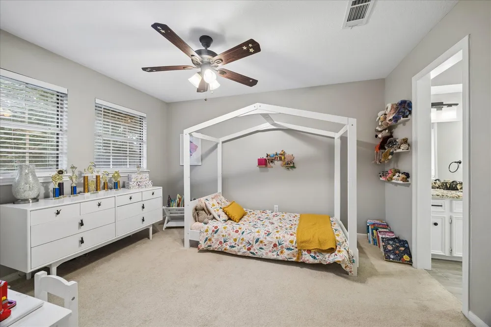 2411 Kings Lodge Drive Kingwood, TX 77345