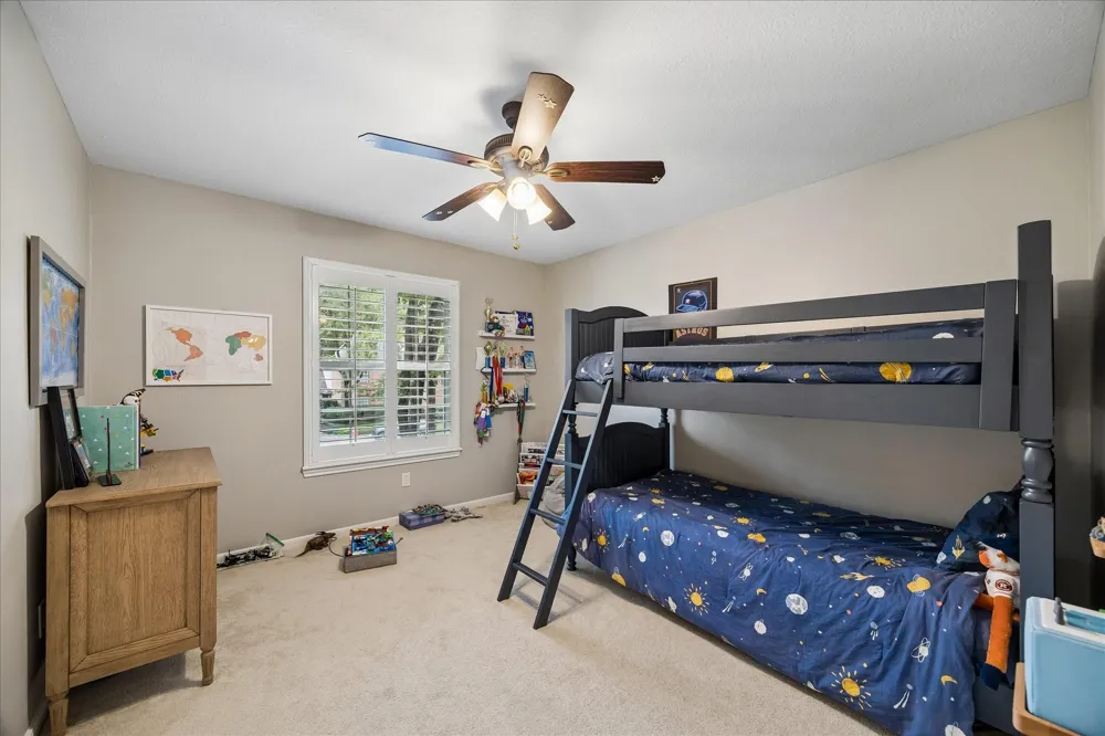2411 Kings Lodge Drive Kingwood, TX 77345