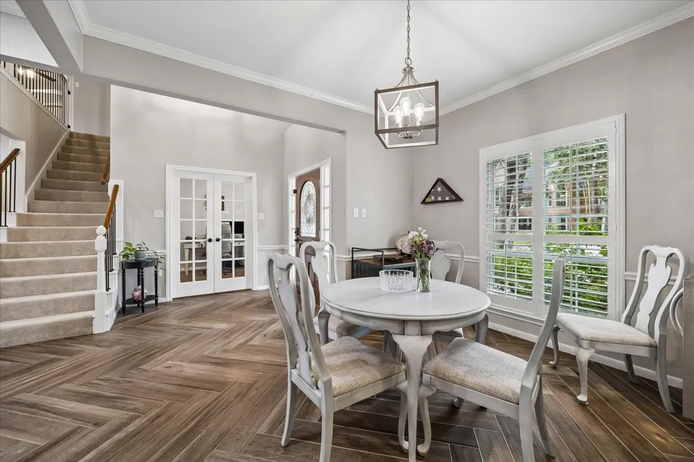 2411 Kings Lodge Drive Kingwood, TX 77345