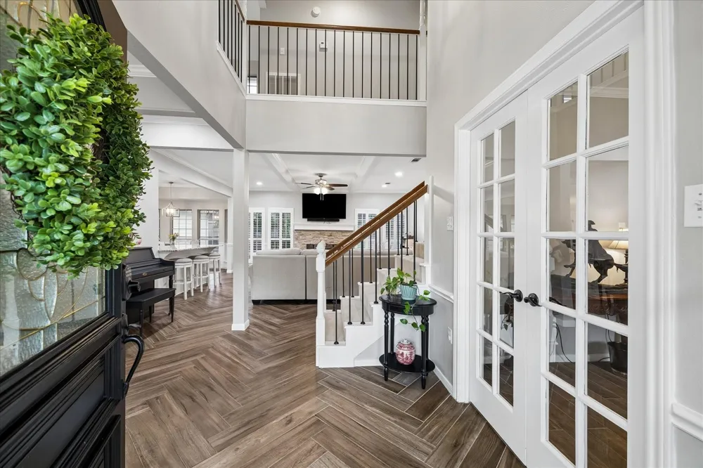 2411 Kings Lodge Drive Kingwood, TX 77345