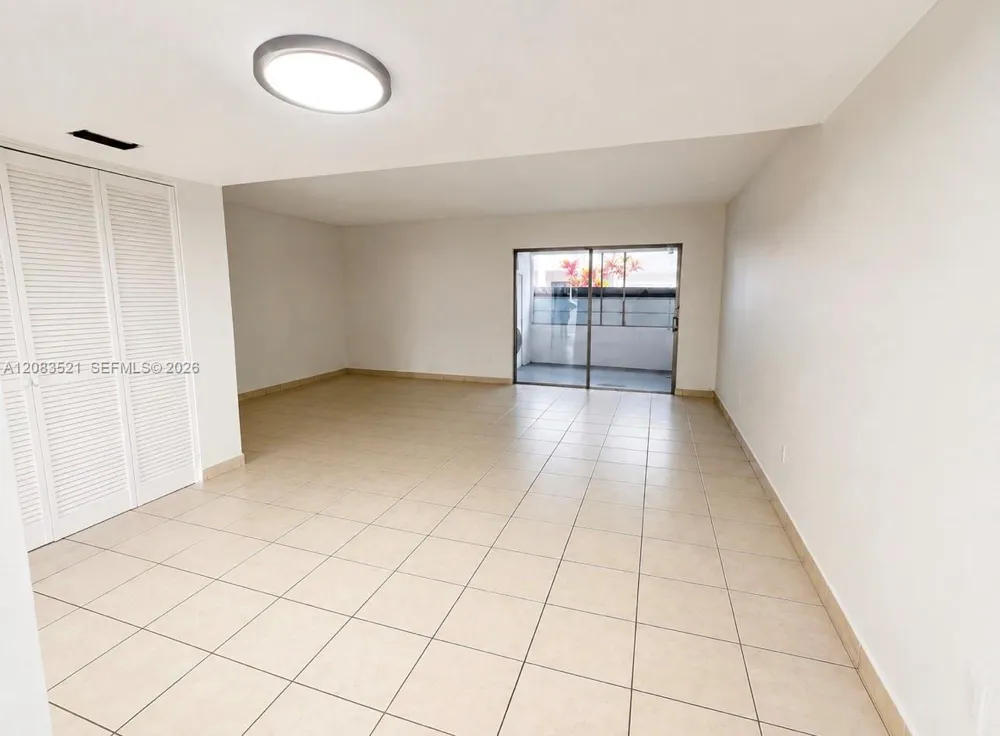 14115 SW 66th St #I3 Miami, FL 33183