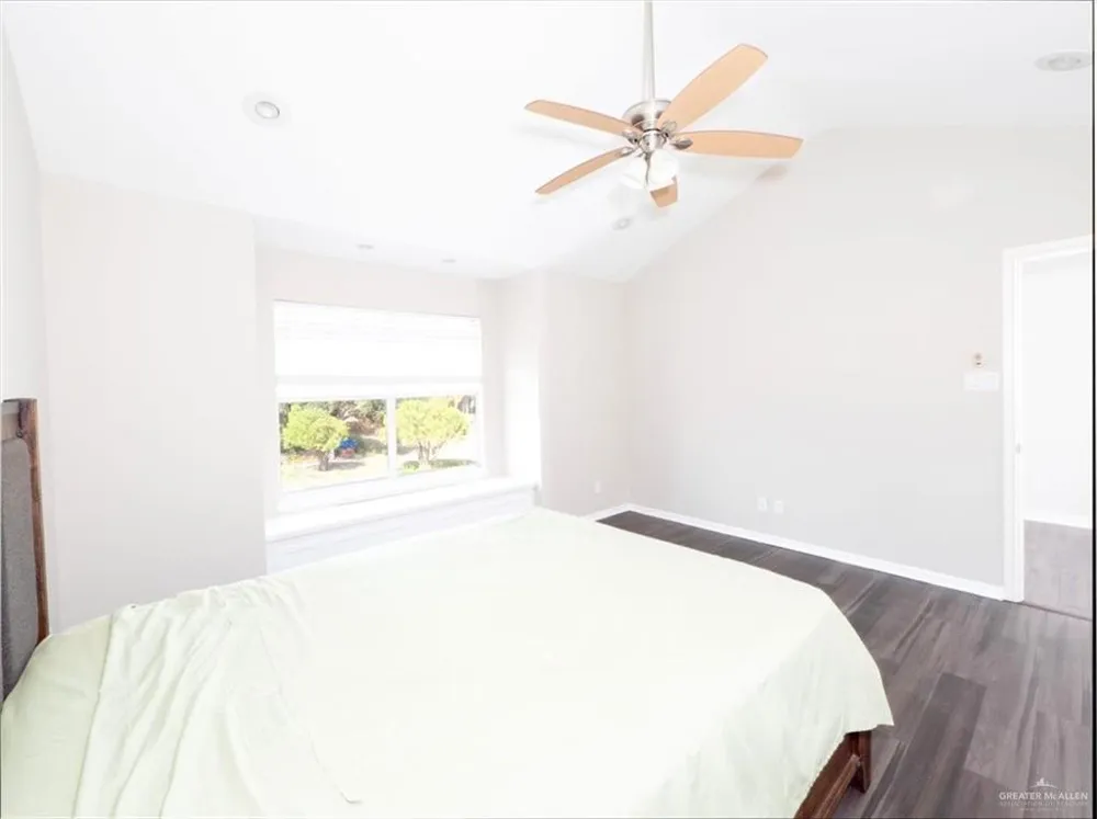 113 Stone Ridge Drive Weslaco, TX 78596