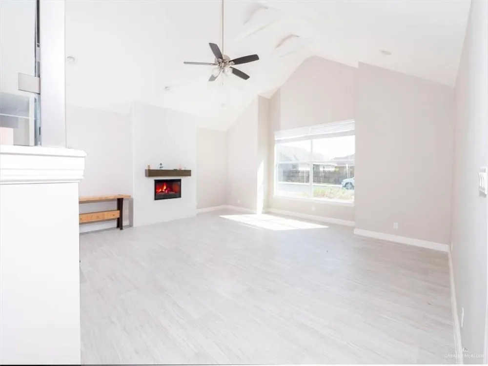 113 Stone Ridge Drive Weslaco, TX 78596