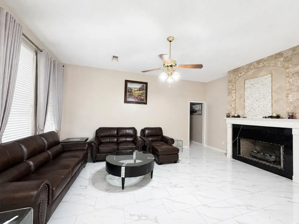 7111 Brockington Drive Katy, TX 77494