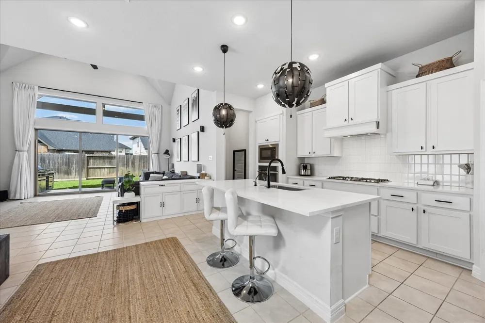 6022 Churchill Springs Lane Fulshear, TX 77441