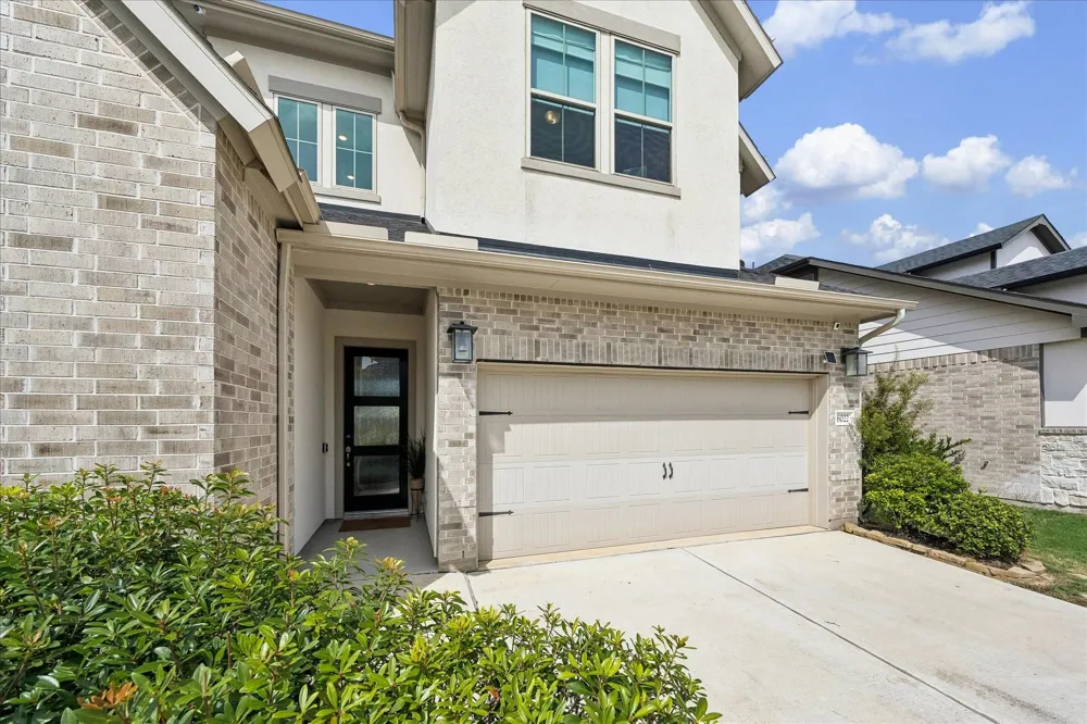 6022 Churchill Springs Lane Fulshear, TX 77441