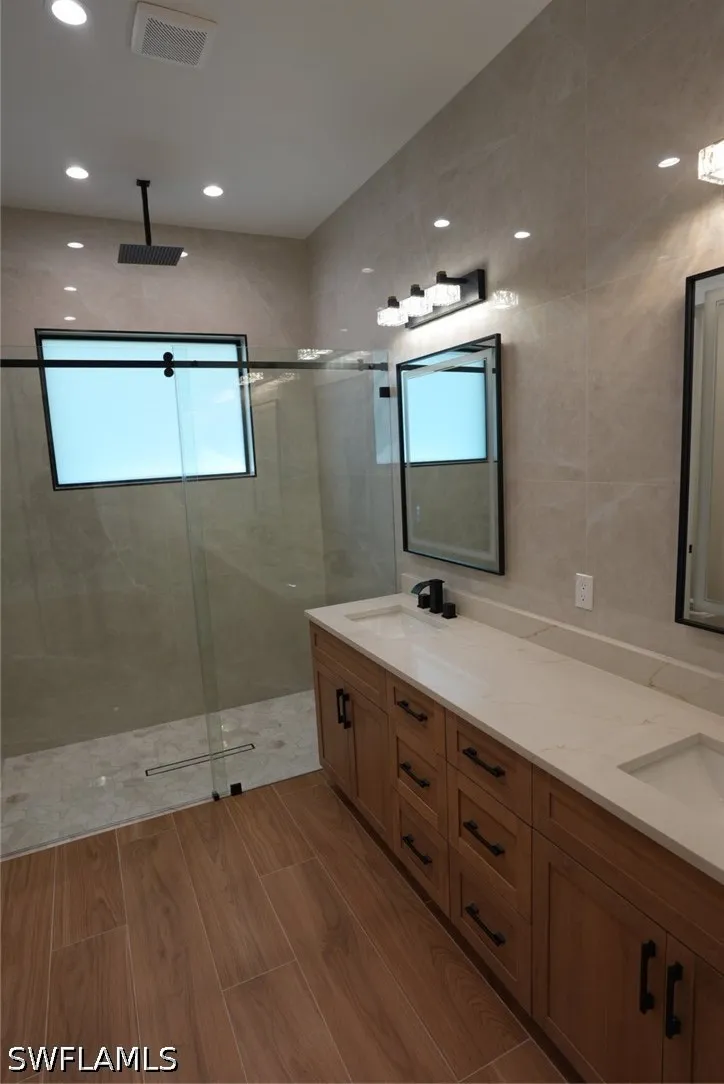 8th ave ne Naples, FL 34120
