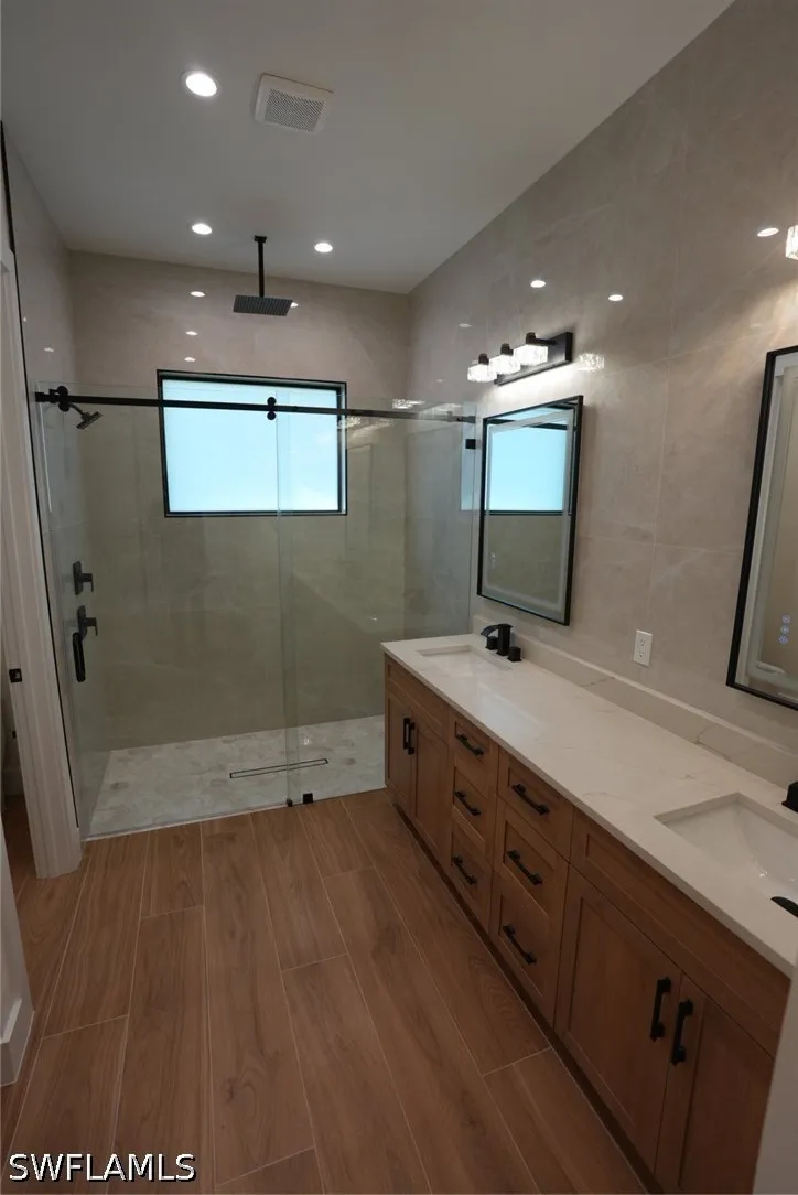 8th ave ne Naples, FL 34120