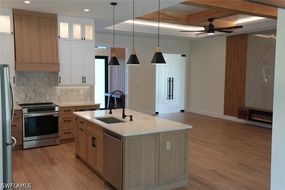 8th ave ne Naples, FL 34120