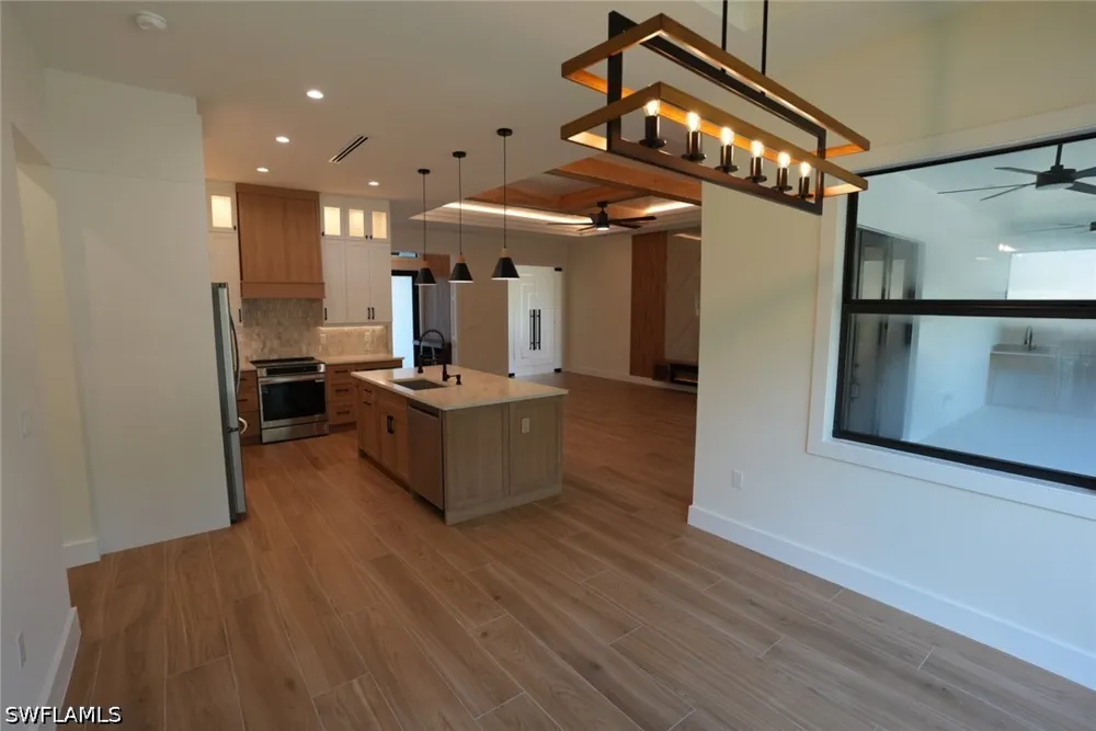 8th ave ne Naples, FL 34120