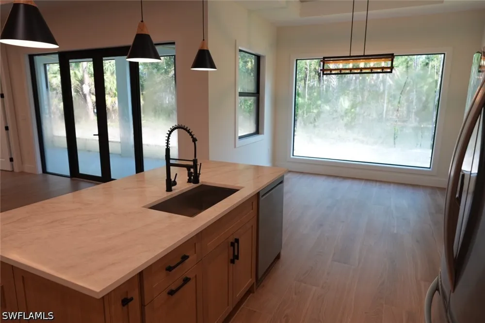 8th ave ne Naples, FL 34120
