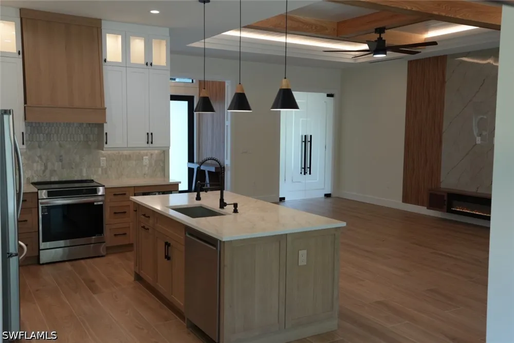 8th ave ne Naples, FL 34120