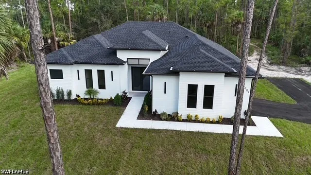 8th ave ne Naples, FL 34120