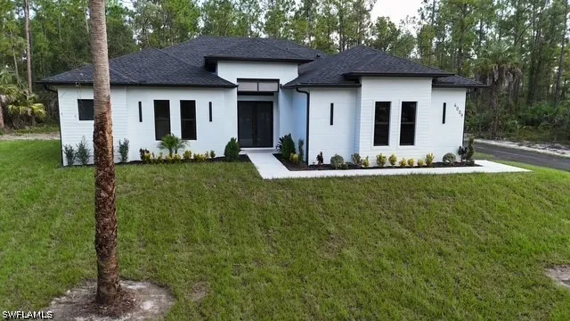 8th ave ne Naples, FL 34120